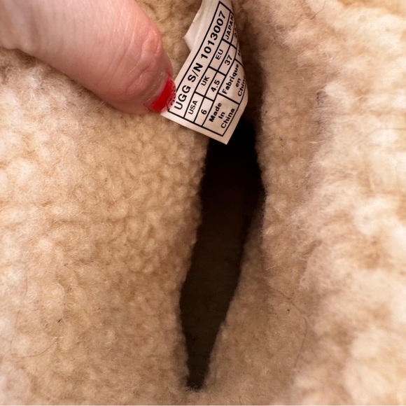 UGGS Ugg Malindi Cuffable Cuff Black Leather Shearling Mid Calf Boots - Picture 5 of 6